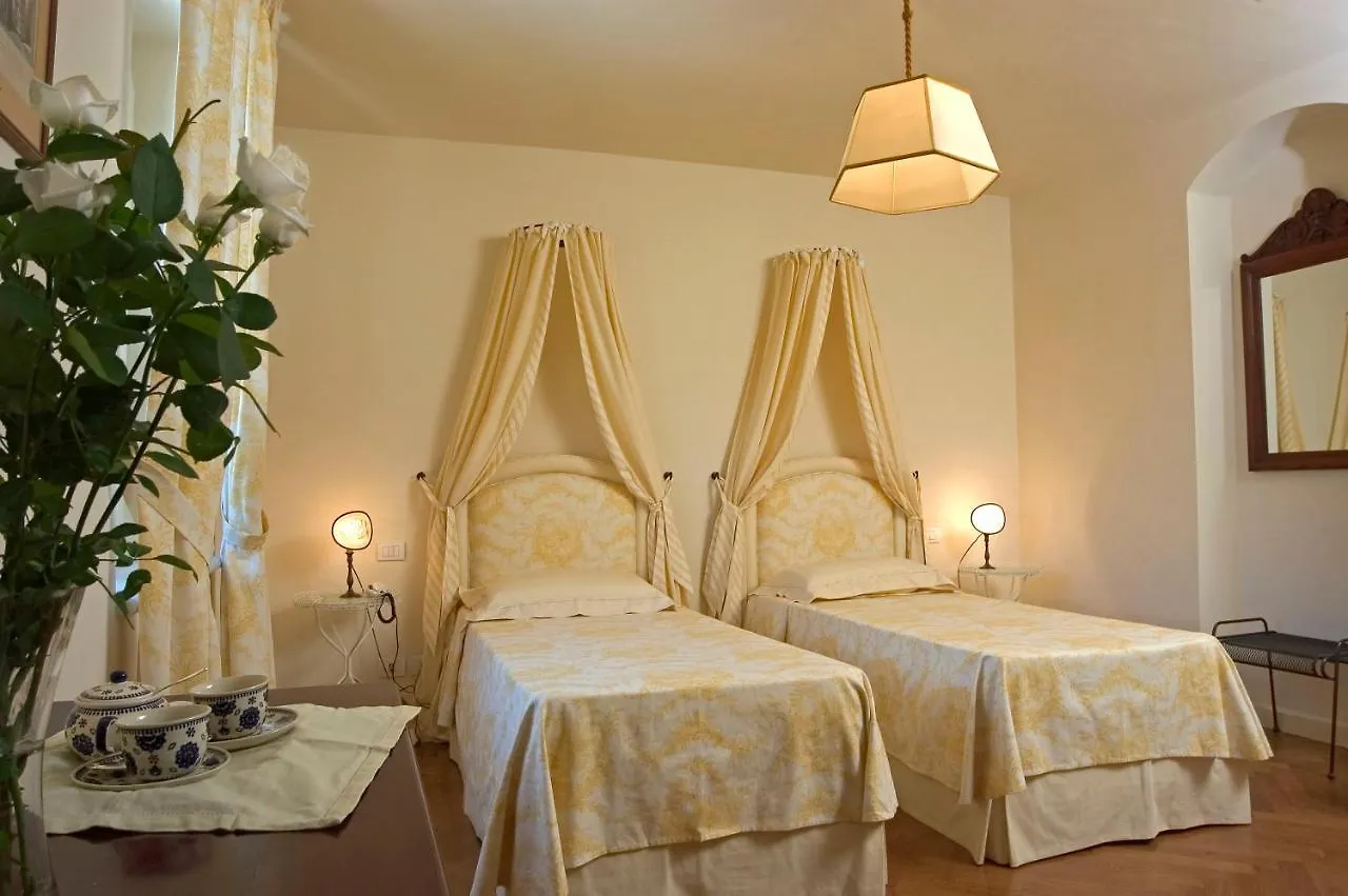 Villa Signori Marina di Pietrasanta 3*,